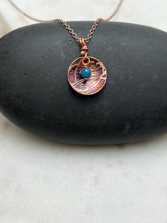 Acid etched copper necklace with apatite gemstone